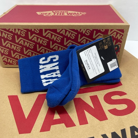 VANS "Off The Wall" socks
New with the tag authentic Vans socks (1 pair) - Picture 13 of 16